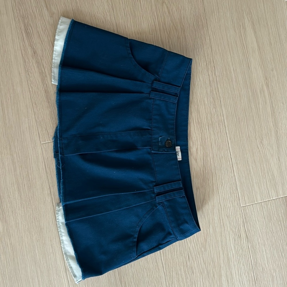 Mini mini skirt